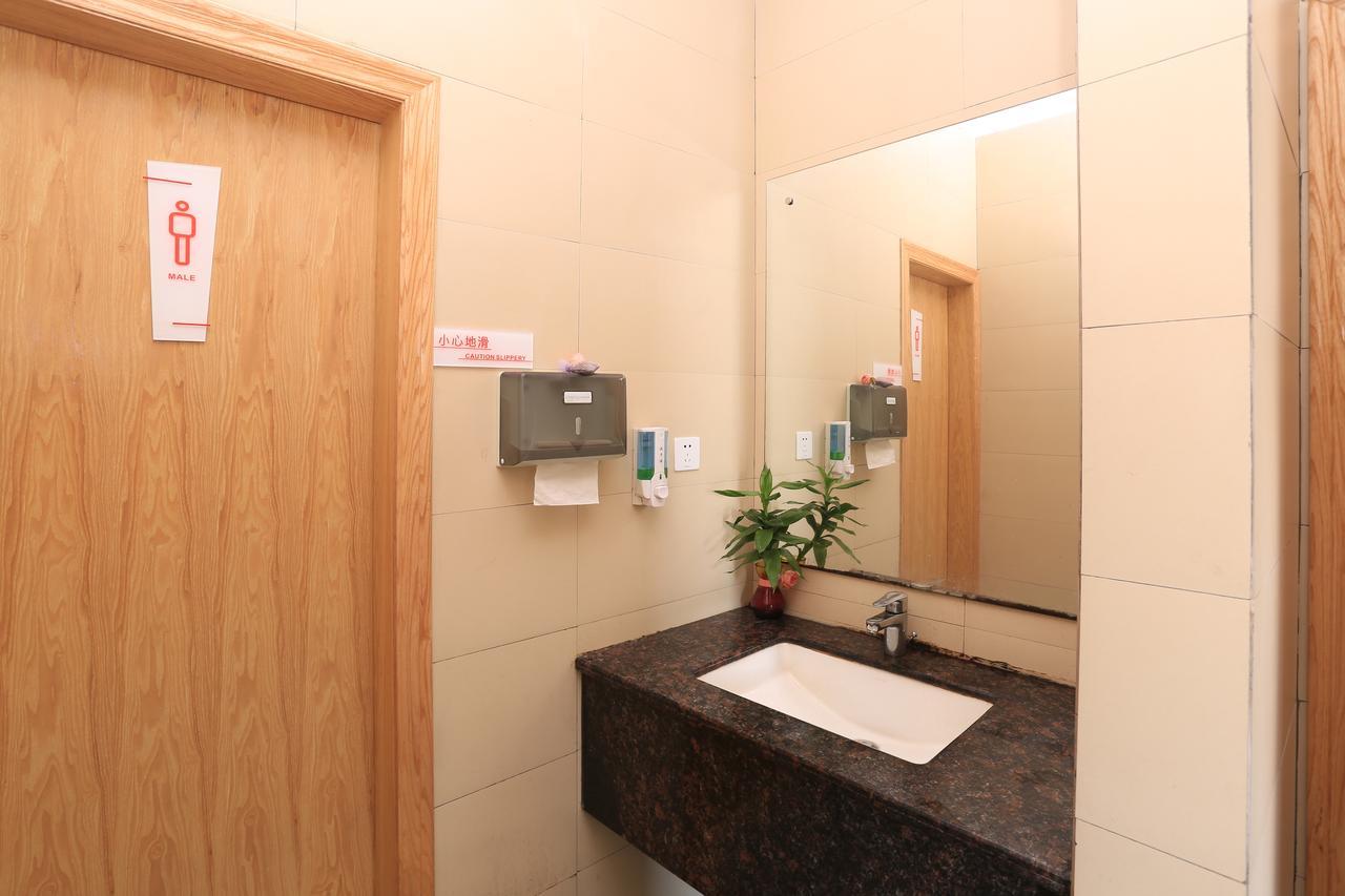 Oyo8001 Tiandi Hotel Shenzhen Buitenkant foto