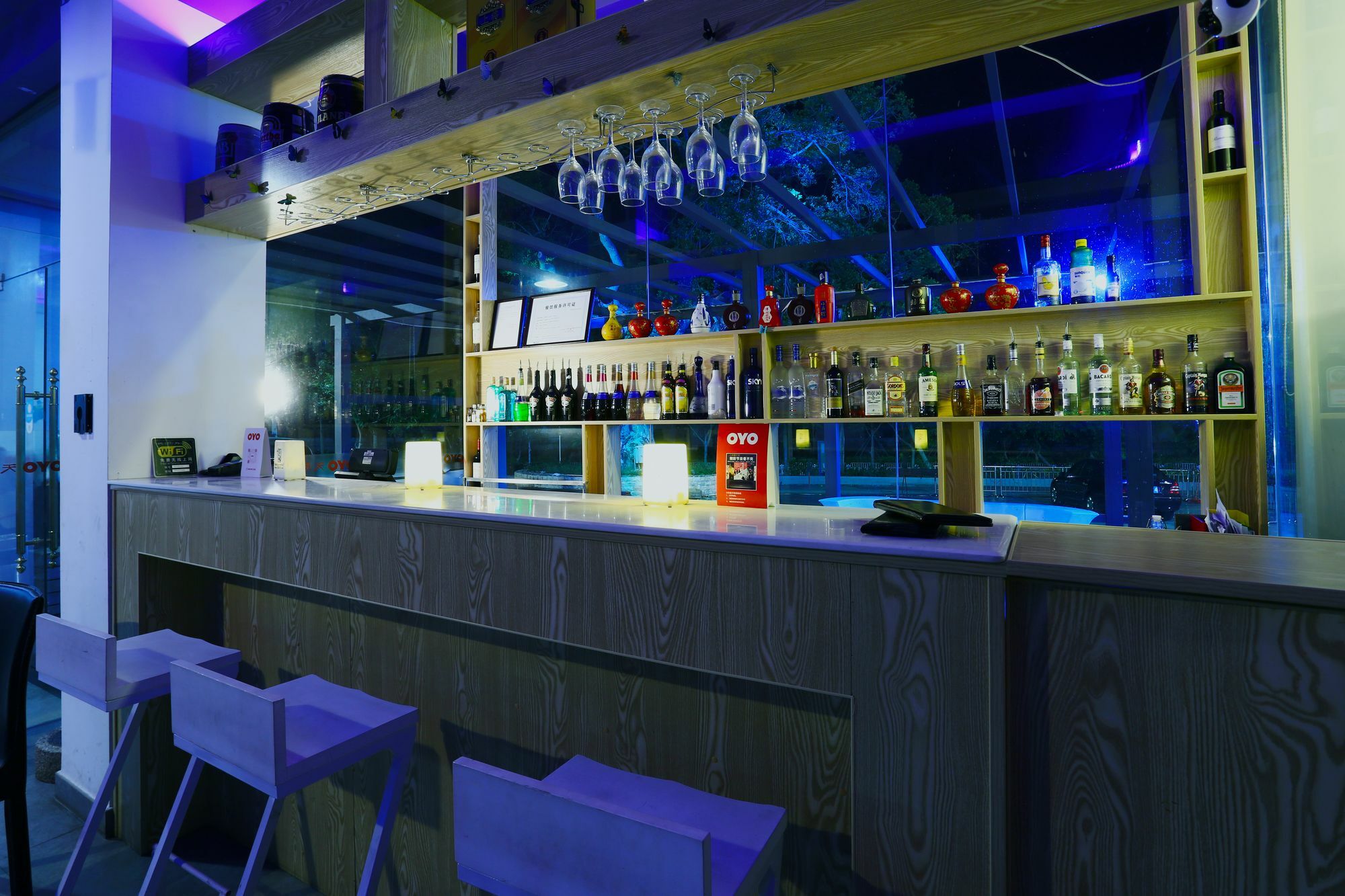 Oyo8001 Tiandi Hotel Shenzhen Buitenkant foto